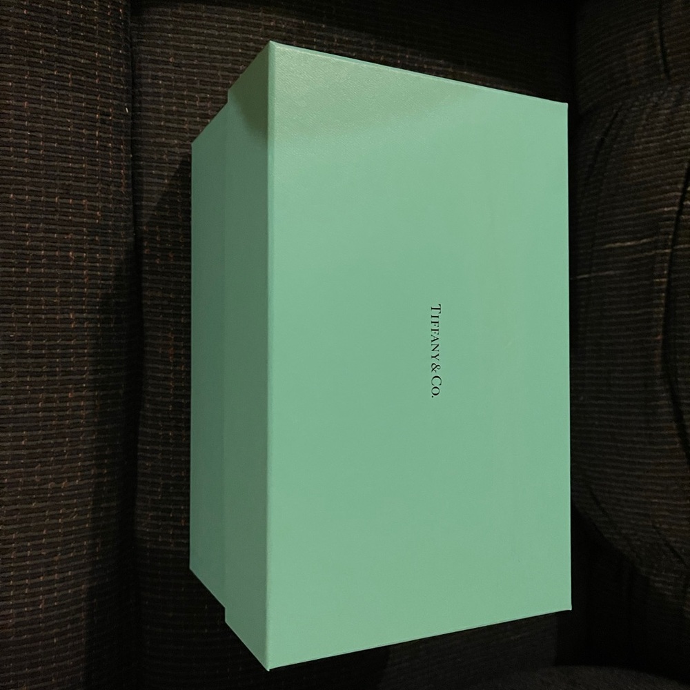 Original Tiffany & Co gift box large for mugs